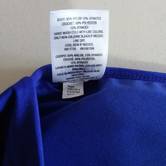 ☆☆SOLD☆☆ Mossimo Halter Style Crochet Bikini Top - Picture 5 of 5